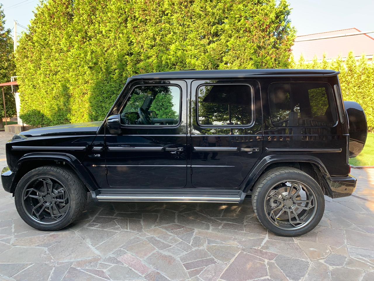 ADV1 CS5.3 We produced premium quality forged wheels rims for MERCEDES BENZ G CLASS G63 G500 Our wheels sizes: Front 24 x 10 ET 20 Rear 24 x 10 ET 20 Finishing: Satin Gun Metal Forged wheels can be produced in any wheel specs by your inquiries and we can provide our specs