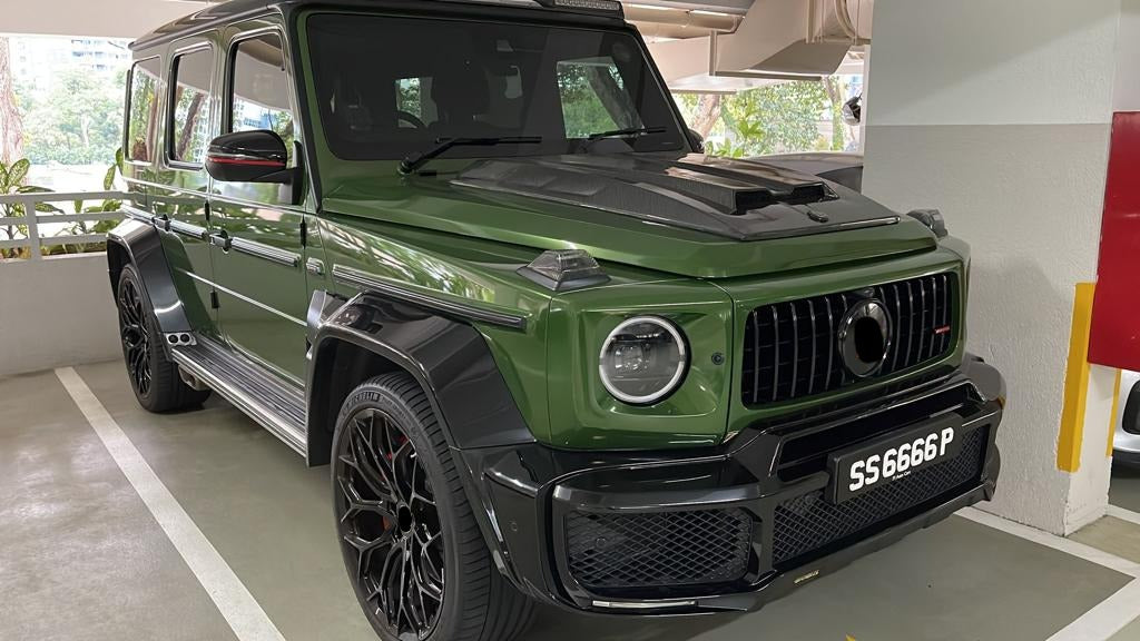 We produced premium quality forged wheels rims for MERCEDES BENZ G CLASS G63 G500 Our wheels sizes: Front 24 x 10 ET 20 Rear 24 x 10 ET 20 Finishing: Glossy Black Forged wheels can be produced in any wheel specs by your inquiries and we can provide our specs