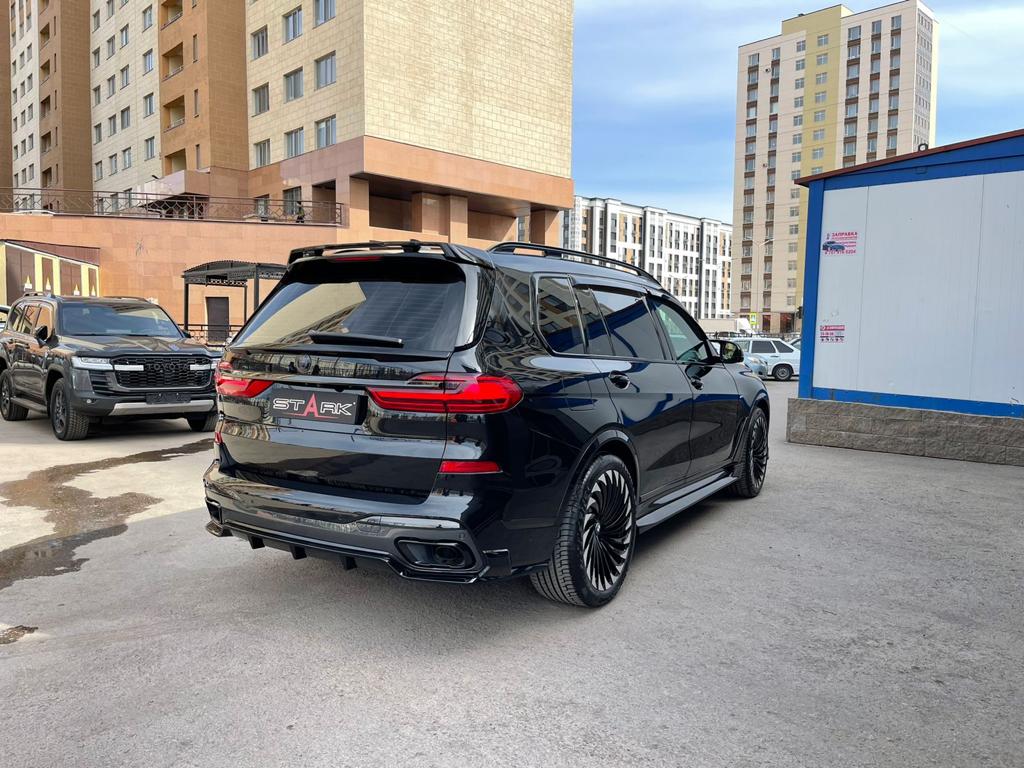 FORGIATO We produced premium quality forged wheels rims for BMW X7 G07 Our wheels sizes: Front 22 x 9.5 ET 22 Rear 22 x 10 ET 30 Finishing: Glossy Black + Machined Face Forged wheels can be produced in any wheel specs by your inquiries and we can provide our specs