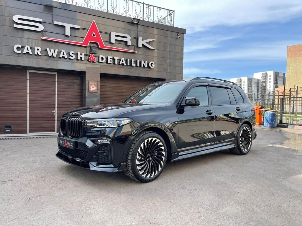 FORGIATO We produced premium quality forged wheels rims for BMW X7 G07 Our wheels sizes: Front 22 x 9.5 ET 22 Rear 22 x 10 ET 30 Finishing: Glossy Black + Machined Face Forged wheels can be produced in any wheel specs by your inquiries and we can provide our specs