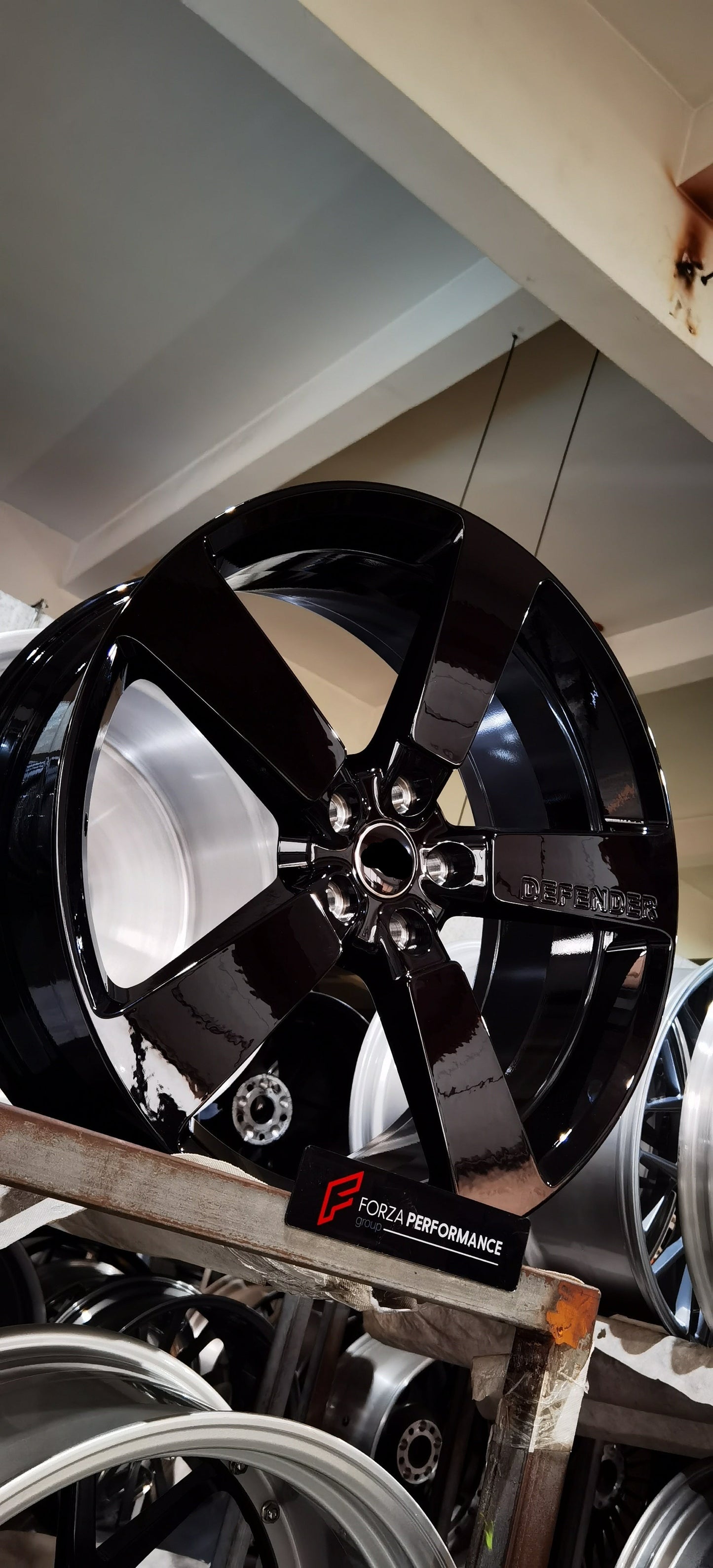 We produced premium quality forged wheels rims for LAND ROVER DEFENDER L663 Our wheels sizes: Front 22 x 9 ET 44.5 Rear 22 x 9 ET 44.5 Finishing: Glossy Black Forged wheels can be produced in any wheel specs by your inquiries and we can provide our specs