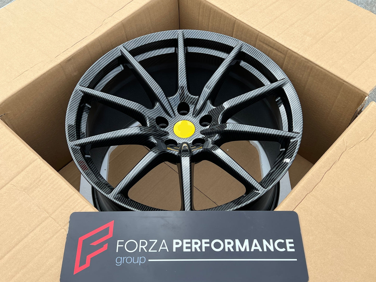 OEM We manufacture premium quality forged wheels rims for FERARRI 488 PISTA in any design, size, color. Wheels size: Front 20 x 9 ET 44 Rear 20 x 11 ET 38 PCD: 5 X 114.3 CB: 67.1 CARBON PRINT Forged wheels can be produced in any wheel specs by your inquiries and we can provide our specs