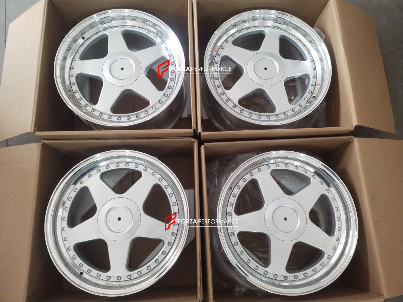 OZ RACING FUTURA STYLE 18 INCH FORGED WHEELS RIMS for MERCEDES-BENZ E-CLASS W210 WAGON 2003