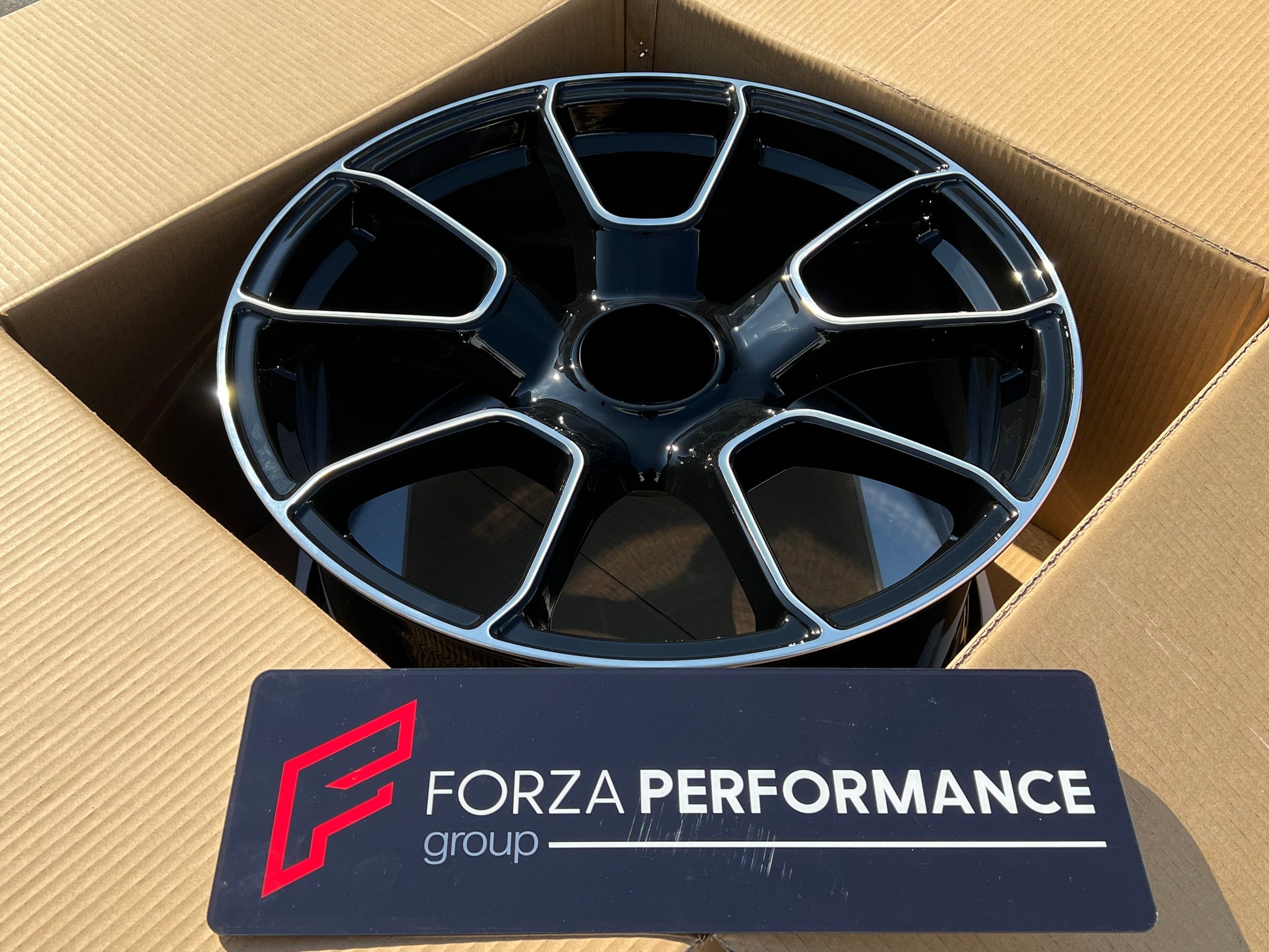 OEM design Porsche Turbo S 991 Centerlock forged wheels