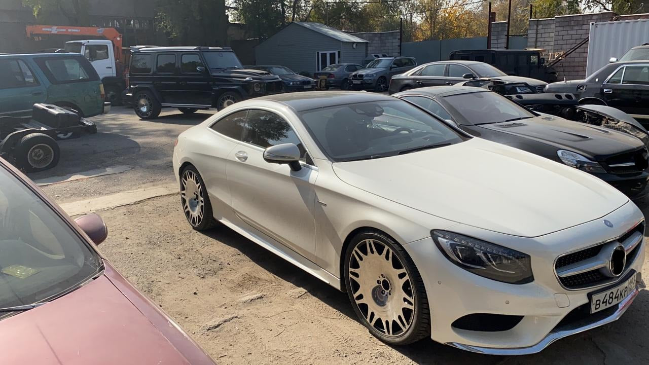 BRABUS MONOBLOCK M We produced premium quality forged wheels rims for  MERCEDES BENZ S CLASS COUPE S63 COUPE  Our wheels sizes:   Front 20 x 8.5 ET 39  Rear 20 x 9.5 ET 39  Finishing: Machined Face  Forged wheels can be produced in any wheel specs by your inquiries and we can provide our specs